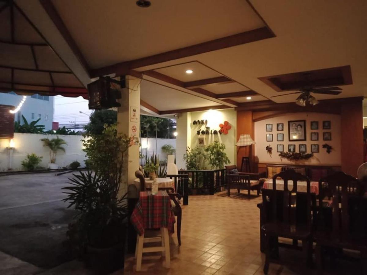 Casa Holiday Hotel Sha Пхитсанулок Экстерьер фото