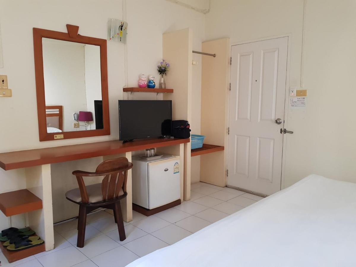 Casa Holiday Hotel Sha Пхитсанулок Экстерьер фото