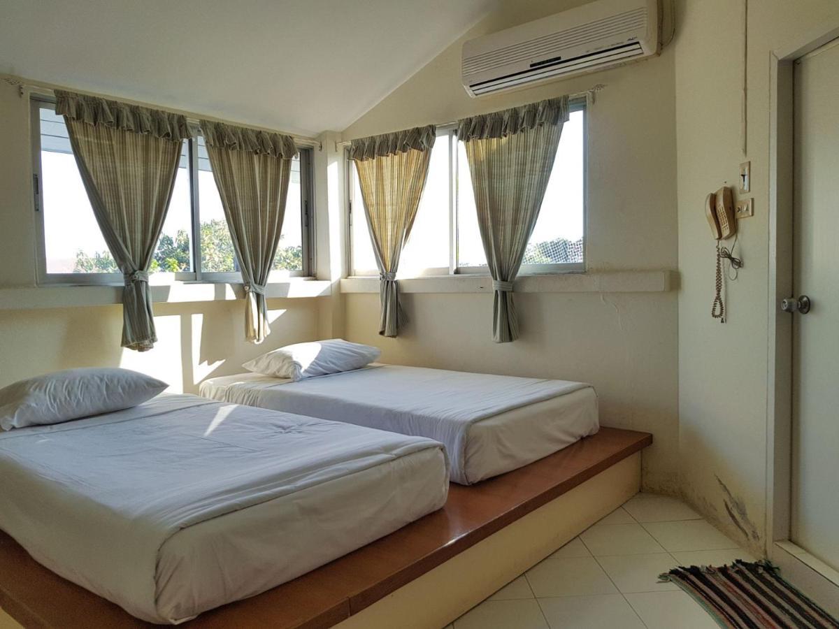 Casa Holiday Hotel Sha Пхитсанулок Экстерьер фото