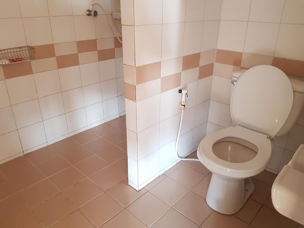 Casa Holiday Hotel Sha Пхитсанулок Экстерьер фото